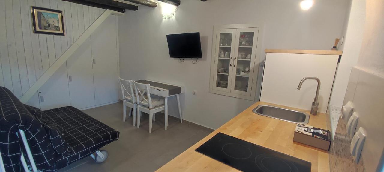 Apartment Desanti 瓦伦 外观 照片